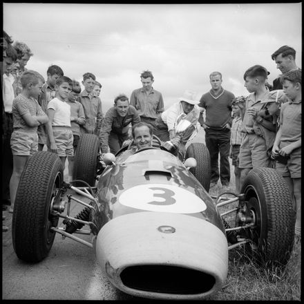 "Hulme Holds Vic Hudson Trophy"