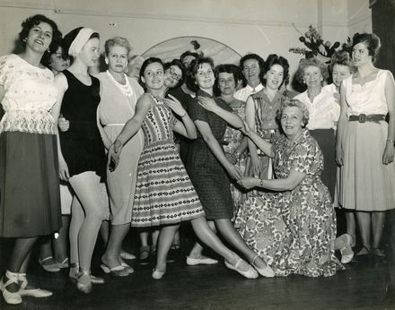 Gwen Gibbs with Dance Students