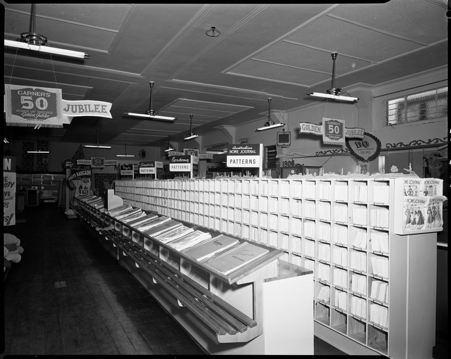 Garners Department Store displays - 2016N_ElmarB3_012931