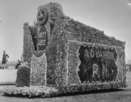 Float in the 75th Jubilee celebration parade