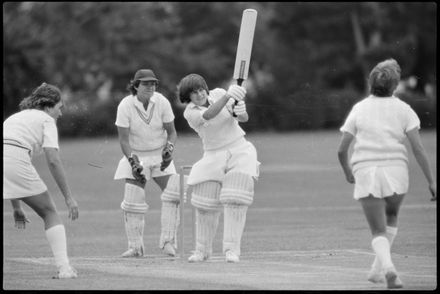 Aussies too polished in all facets - Resource cover image