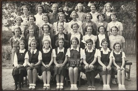 Terrace End School - Form 2, 1939
