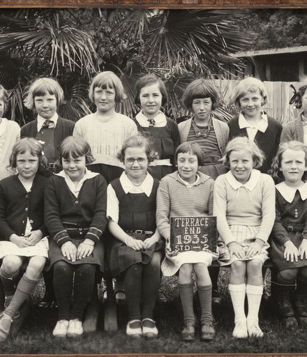 Terrace End School - Standard 2, 1935