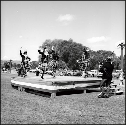 Highland dancing at Carnival of the Lake, Hokowhitu Lagoon