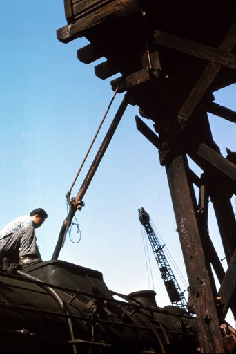 Railways Worker - Ben Maeva