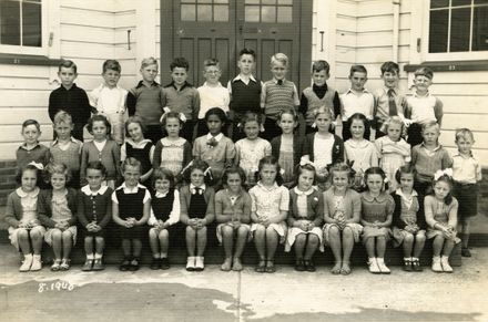 College Street School: Primer class
