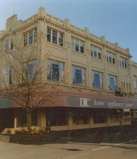 D I C department store, corner of George Street and Coleman Place