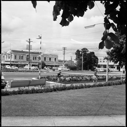 [Manchester street, Feilding] - Resource cover image
