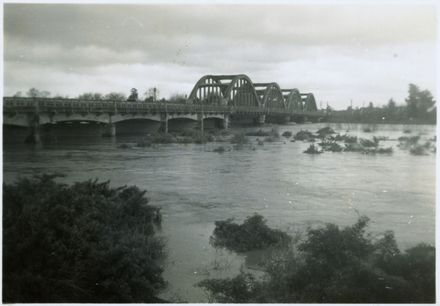 Manawatu River in Flood - Fitzherbert Bridge