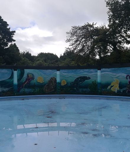 Mural on RSA Paddling Pool in Victoria Esplade