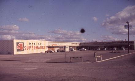 Pioneer Highway Shops