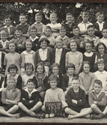 Terrace End School - Standard 2, 1939