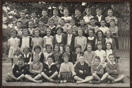 Terrace End School - Standard 2, 1939