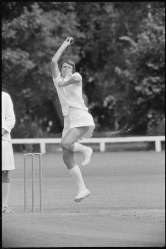 Hallyburton Johnstone Shield – Auckland v Canterbury - Resource cover image