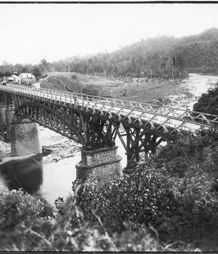 Bridge over Manawatū River at Woodville End of Manawatū Gorge