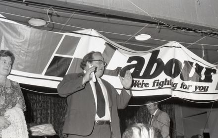 "Walding makes political history"