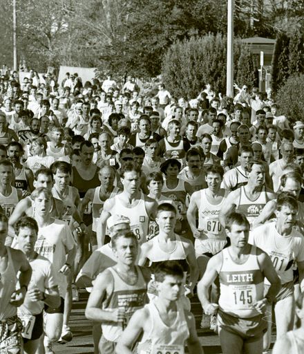 2022N_2017-20_039992 - Manawatu Marathon Clinic half-marathon 1991