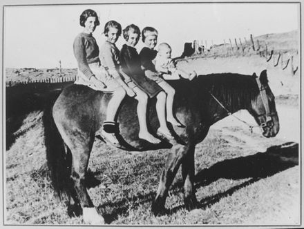 Family of Hilda and Logan Atkinson