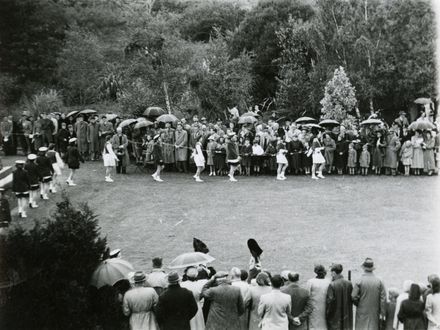 Unveiling of War Memorial, Memorial Park