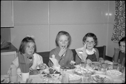 2022N_2022-38_P265_039435_025