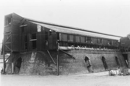 Hoffman brick kiln, Featherston Street