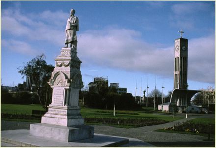 Hopwood Clock Tower and Te Peeti Te Awe Awe