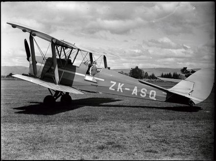 Mary Mac in Tiger Moth ZK-ASQ aircraft