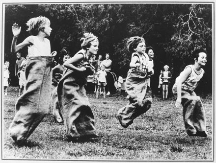 Sack race at Fitzherbert East School picnic, Totara Reserve