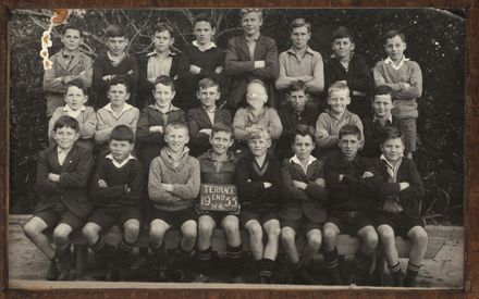 Terrace End School - Standard 4, 1933