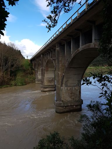 Upper Manawatu Bridge