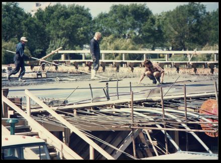 Construction of the Fitzherbert Bridge