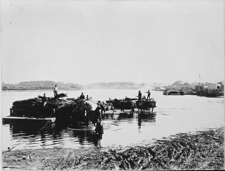Unloading flax from punts at Foxton
