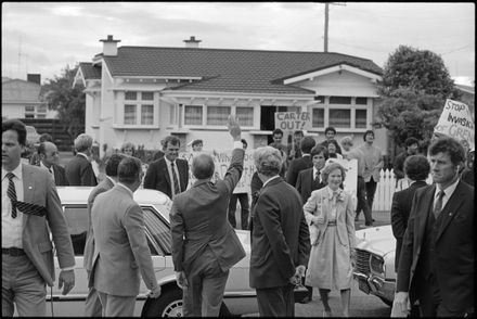 “Relaxed Kiwi hospitality showers Jimmy” - Resource cover image