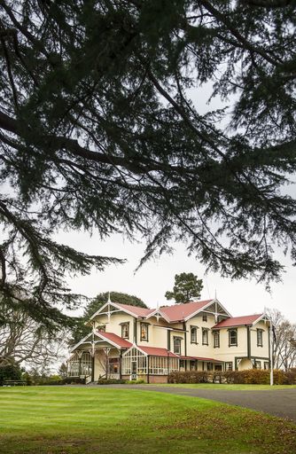 Caccia Birch House