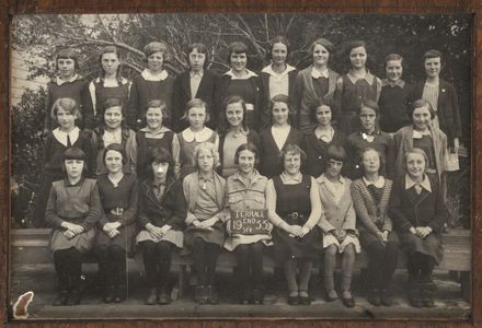 Terrace End School - Standard 5, 1933