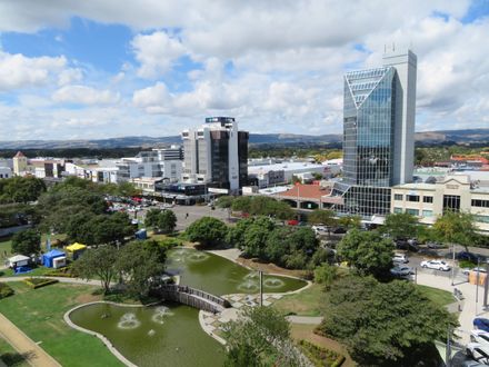 View of the Lakelet in The Square
