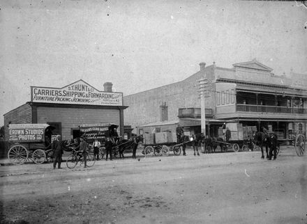 S T Hunt, Carriers, Church Street