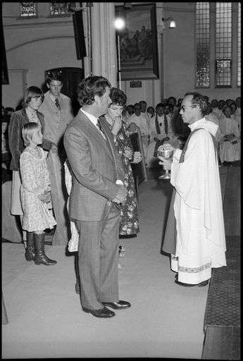 "City's new Bishop takes mitre" - Resource cover image