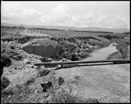 "Milson Line One-Way Wooden Bridge Demolished"