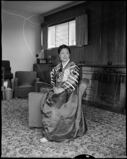 [Miss Nahn in National Dress] - Resource cover image