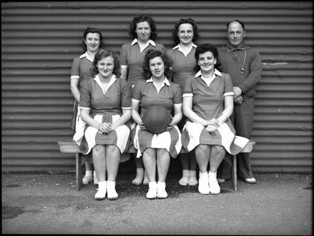 Women's Indoor Basketball team, Pahiatua