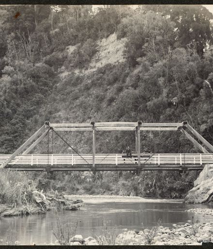 Bridge in Pohangina Valley