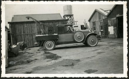 Tow truck at Bunnythorpe Garage