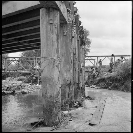 2018N_2017-20_MS000783a - Old Makes Way for the New