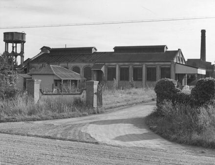Abattoir, Maxwell's Line