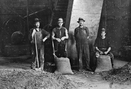 Workers at Longburn Freezing Works