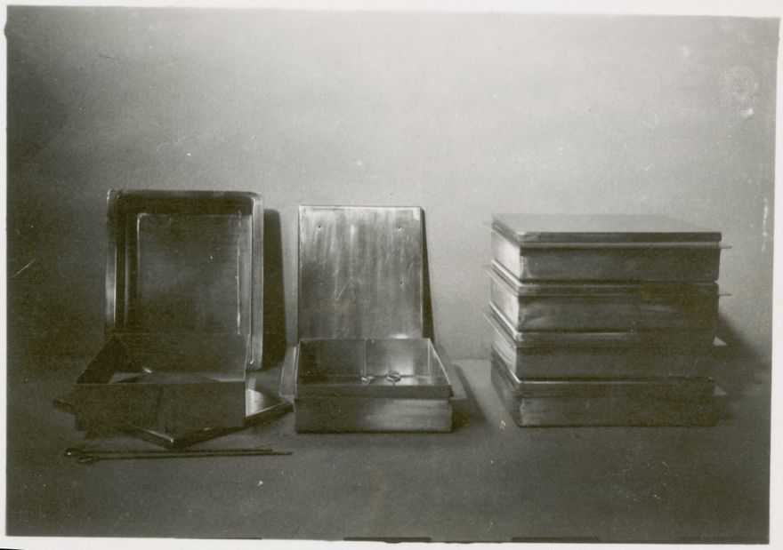 Unknown Stainless Steel trays - Berry Engineering