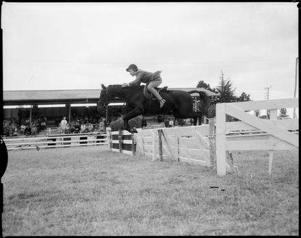 "Young Competitor Shows Style" at Horowhenua Show - Resource cover image