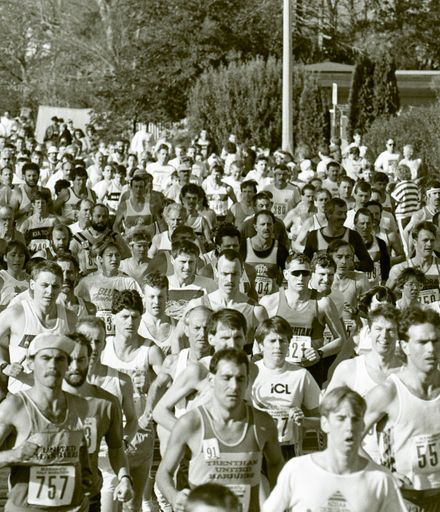 2022N_2017-20_039993 - Manawatu Marathon Clinic half-marathon 1991