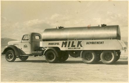 Milk Tanker - Municipal Department Wellington - Resource cover image